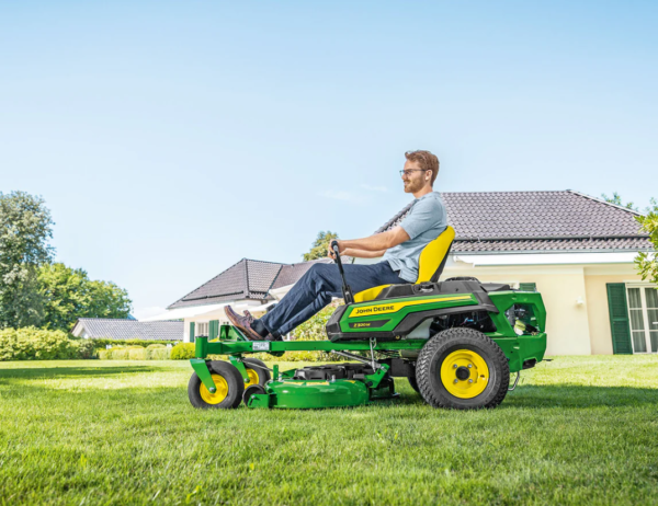 John Deere Z320M