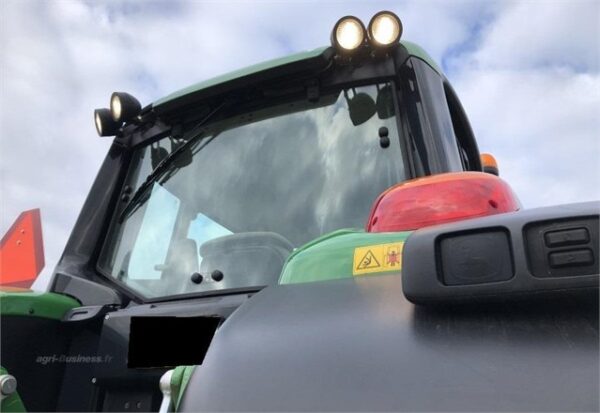 JOHN DEERE 6195M 2016